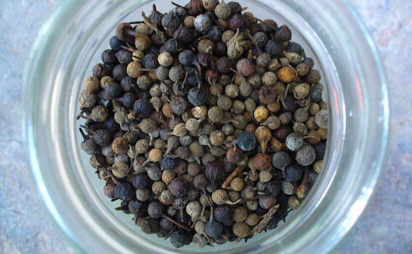 Cubeb Essential Oil: The Spicy Elixir of Java